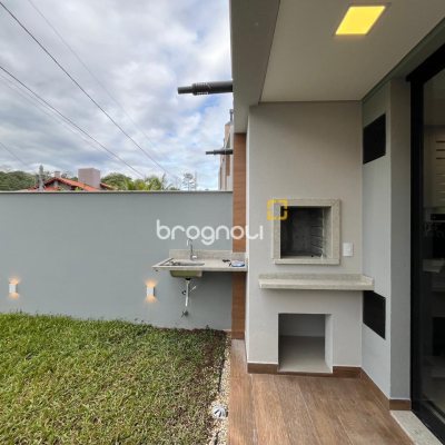 Studio com 62m², 1 quarto, 1 garagem, no bairro Lagoa da Conceição em Florianópolis