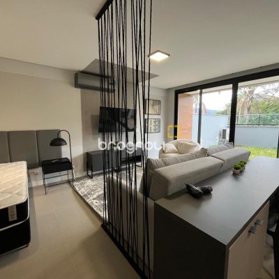 Studio com 62m², 1 quarto, 1 garagem, no bairro Lagoa da Conceição em Florianópolis