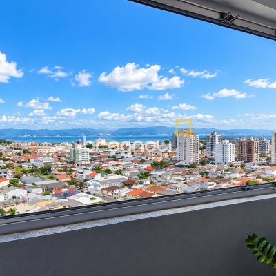 Apartamento com 56m², 2 quartos, 1 garagem, no bairro Areias em São José
