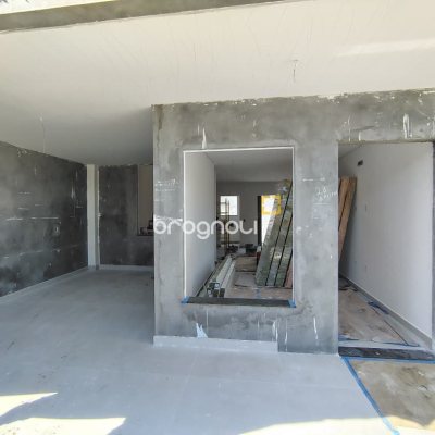 Casa com 132m², 3 quartos (sendo 1 suíte), no bairro São João do Rio Vermelho em Florianópolis