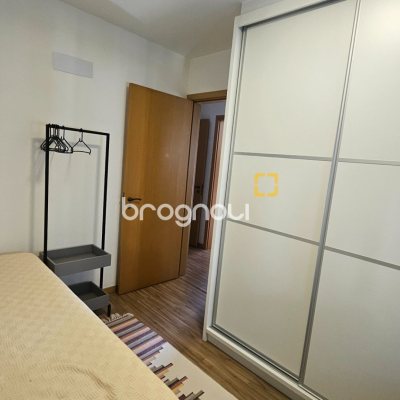Apartamento com 94m², 3 quartos (sendo 1 suíte), 2 garagens, no bairro Centro em Florianópolis