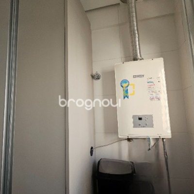 Apartamento com 94m², 3 quartos (sendo 1 suíte), 2 garagens, no bairro Centro em Florianópolis