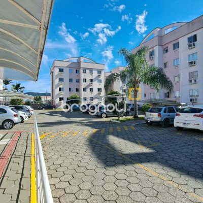 Apartamento, 2 quartos, 1 garagem, no bairro Aririú em Palhoça