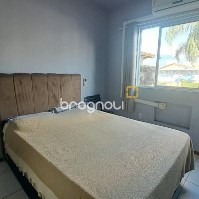 Apartamento, 2 quartos, 1 garagem, no bairro Aririú em Palhoça