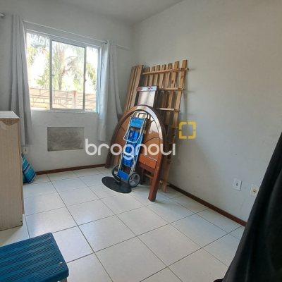 Apartamento, 2 quartos, 1 garagem, no bairro Aririú em Palhoça