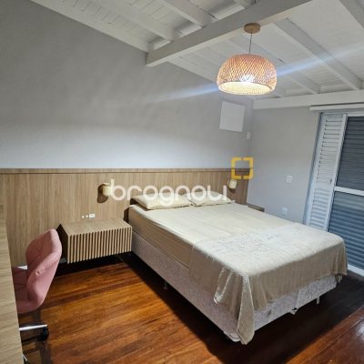 Cobertura com 117m², 4 quartos (sendo 3 suítes), 1 garagem, no bairro Canasvieiras em Florianópolis