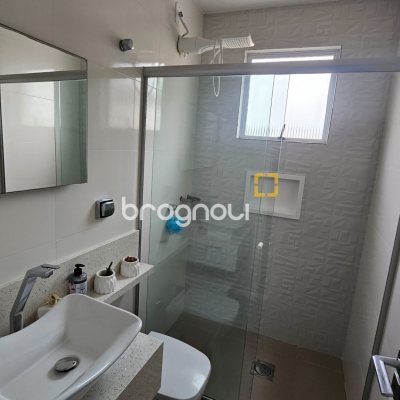 Cobertura com 117m², 4 quartos (sendo 3 suítes), 1 garagem, no bairro Canasvieiras em Florianópolis