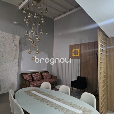 Cobertura com 117m², 4 quartos (sendo 3 suítes), 1 garagem, no bairro Canasvieiras em Florianópolis