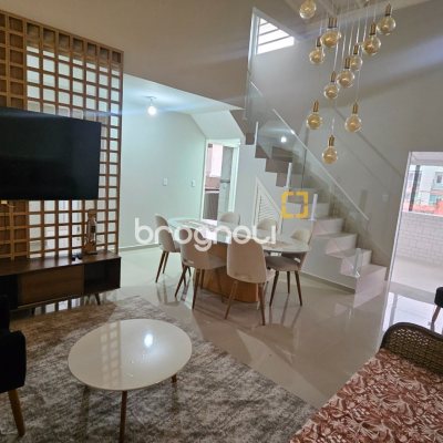 Cobertura com 117m², 4 quartos (sendo 3 suítes), 1 garagem, no bairro Canasvieiras em Florianópolis