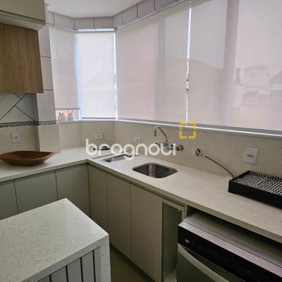 Cobertura com 117m², 4 quartos (sendo 3 suítes), 1 garagem, no bairro Canasvieiras em Florianópolis