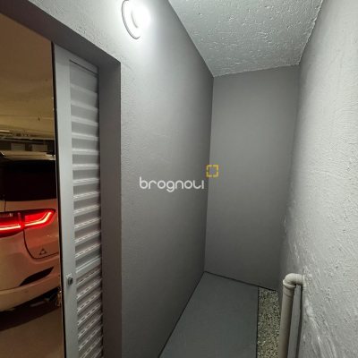 Apartamento com 69m², 2 quartos (sendo 2 suítes), 1 garagem, no bairro Centro em Florianópolis