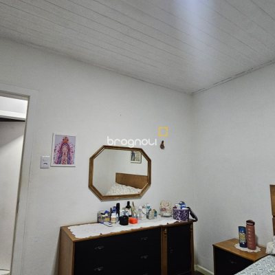 Casa com 121m², 3 quartos, 1 garagem, no bairro Estreito em Florianópolis