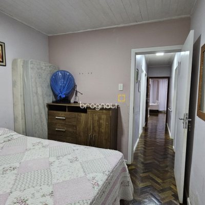 Casa com 121m², 3 quartos, 1 garagem, no bairro Estreito em Florianópolis
