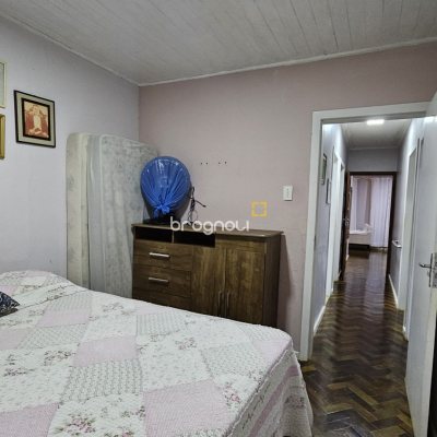 Casa com 121m², 3 quartos, 1 garagem, no bairro Estreito em Florianópolis