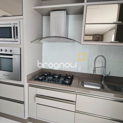 Cobertura com 144m², 3 quartos (sendo 2 suítes), 2 garagens, no bairro Ingleses em Florianópolis
