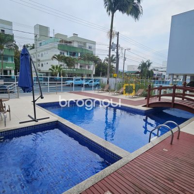 Cobertura com 144m², 3 quartos (sendo 2 suítes), 2 garagens, no bairro Ingleses em Florianópolis
