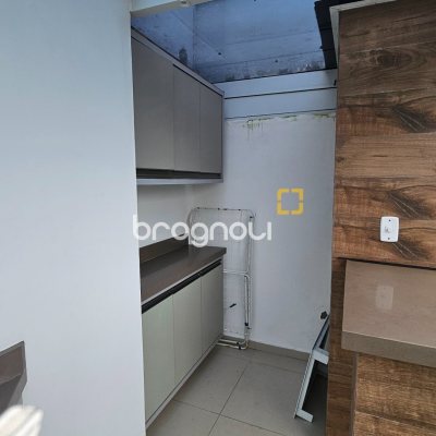 Cobertura com 144m², 3 quartos (sendo 2 suítes), 2 garagens, no bairro Ingleses em Florianópolis