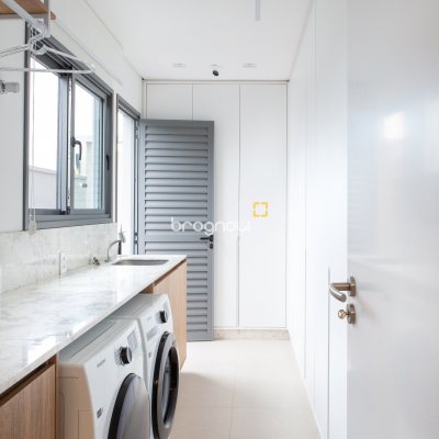 Casa de Condomínio com 314m², 4 quartos (sendo 4 suítes), 2 garagens, no bairro Canasvieiras em Florianópolis