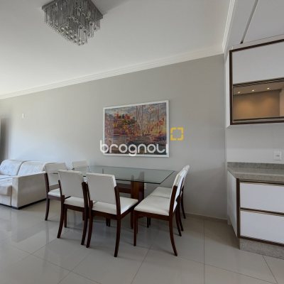 Casa com 111m², 2 quartos (sendo 1 suíte), 2 garagens, no bairro Cachoeira do Bom Jesus em Florianópolis