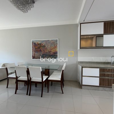 Casa com 111m², 2 quartos (sendo 1 suíte), 2 garagens, no bairro Cachoeira do Bom Jesus em Florianópolis