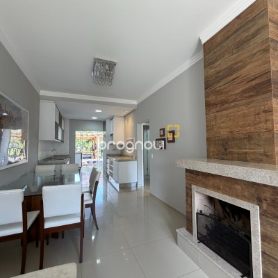Casa com 111m², 2 quartos (sendo 1 suíte), 2 garagens, no bairro Cachoeira do Bom Jesus em Florianópolis