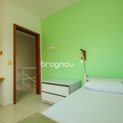 Casa com 102m², 3 quartos (sendo 1 suíte), 1 garagem, no bairro Rio Vermelho em Florianópolis