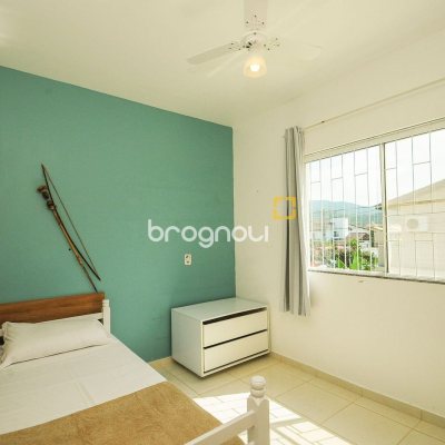 Casa com 102m², 3 quartos (sendo 1 suíte), 1 garagem, no bairro Rio Vermelho em Florianópolis