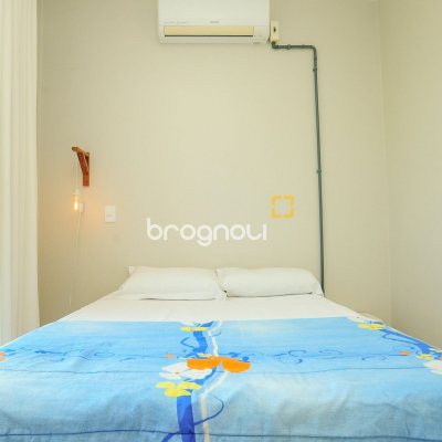 Casa com 102m², 3 quartos (sendo 1 suíte), 1 garagem, no bairro Rio Vermelho em Florianópolis