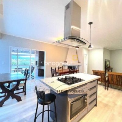 Cobertura com 191m², 3 quartos (sendo 1 suíte), 1 garagem, no bairro Jurerê Internacional em Florianópolis