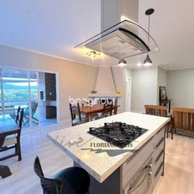 Cobertura com 191m², 3 quartos (sendo 1 suíte), 1 garagem, no bairro Jurerê Internacional em Florianópolis