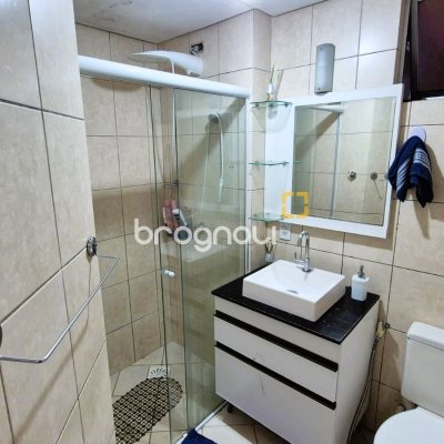 Apartamento com 51m², 2 quartos, 1 garagem, no bairro Ipiranga em São José