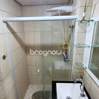 Apartamento com 51m², 2 quartos, 1 garagem, no bairro Ipiranga em São José