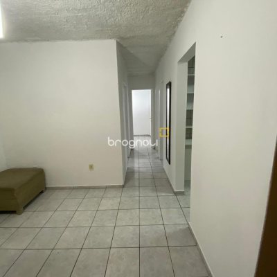 Apartamento com 48m², 3 quartos, 1 garagem, no bairro Campinas em São José