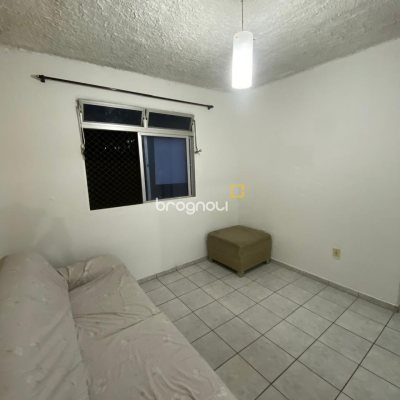 Apartamento com 48m², 3 quartos, 1 garagem, no bairro Campinas em São José