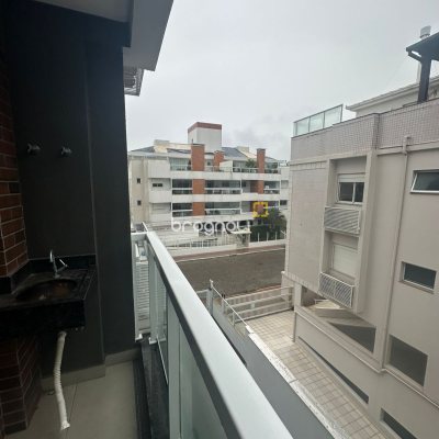 Apartamento com 66m², 2 quartos (sendo 1 suíte), 1 garagem, no bairro Ingleses em Florianópolis