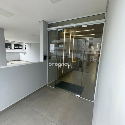 Apartamento com 66m², 2 quartos (sendo 1 suíte), 1 garagem, no bairro Ingleses em Florianópolis