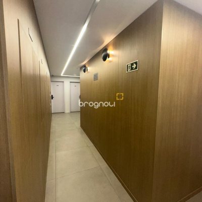 Apartamento com 66m², 2 quartos (sendo 1 suíte), 1 garagem, no bairro Ingleses em Florianópolis