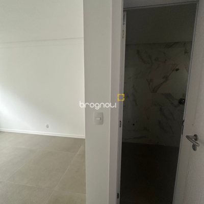 Apartamento com 66m², 2 quartos (sendo 1 suíte), 1 garagem, no bairro Ingleses em Florianópolis