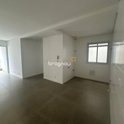 Apartamento com 66m², 2 quartos (sendo 1 suíte), 1 garagem, no bairro Ingleses em Florianópolis