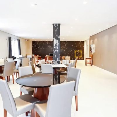 Apartamento com 55m², 2 quartos, 1 garagem, no bairro Vargem do Bom Jesus em Florianópolis