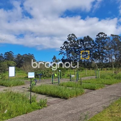 Terreno com 444m², no bairro Canasvieiras em Florianópolis