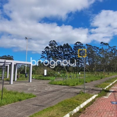 Terreno com 444m², no bairro Canasvieiras em Florianópolis