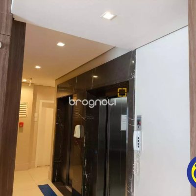 Sala com 48m², 1 garagem, no bairro Centro em Florianópolis