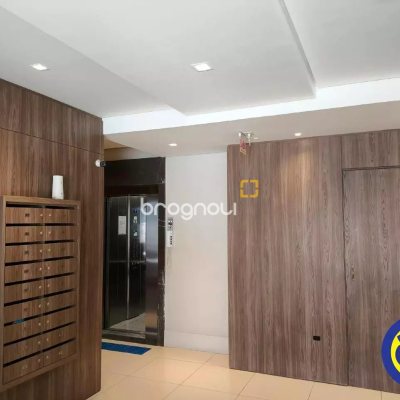 Sala com 48m², 1 garagem, no bairro Centro em Florianópolis