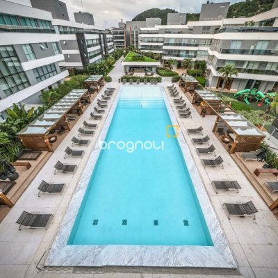 Apartamento com 186m², 3 quartos (sendo 3 suítes), 2 garagens, no bairro Jurerê Internacional em Florianópolis