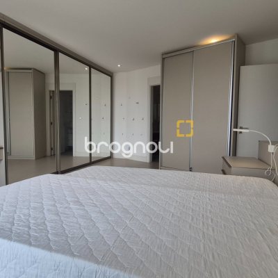 Apartamento com 186m², 3 quartos (sendo 3 suítes), 2 garagens, no bairro Jurerê Internacional em Florianópolis