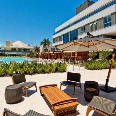 Apartamento com 186m², 3 quartos (sendo 3 suítes), 2 garagens, no bairro Jurerê Internacional em Florianópolis