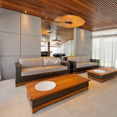 Apartamento com 186m², 3 quartos (sendo 3 suítes), 2 garagens, no bairro Jurerê Internacional em Florianópolis