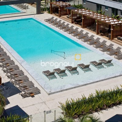 Apartamento com 186m², 3 quartos (sendo 3 suítes), 2 garagens, no bairro Jurerê Internacional em Florianópolis