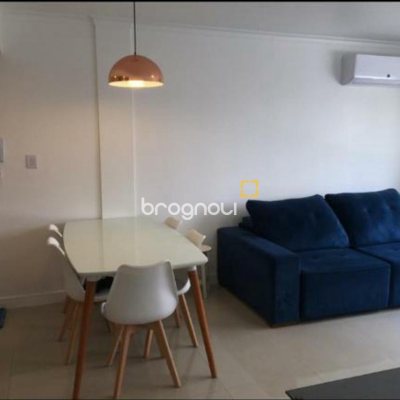 Apartamento com 81m², 3 quartos (sendo 1 suíte), 1 garagem, no bairro Estreito em Florianópolis